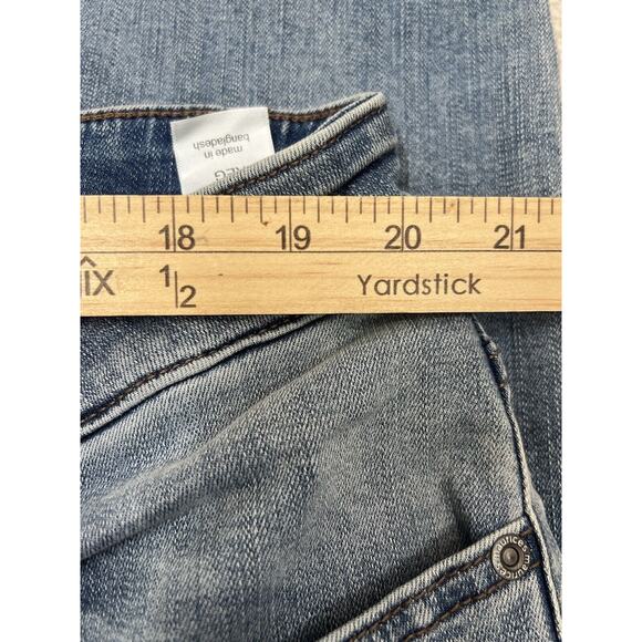 Maurices MidRise Jeans Straight Leg Light Wash 5 Pocket Blue Denim Plus Size 22W - Picture 5 of 14